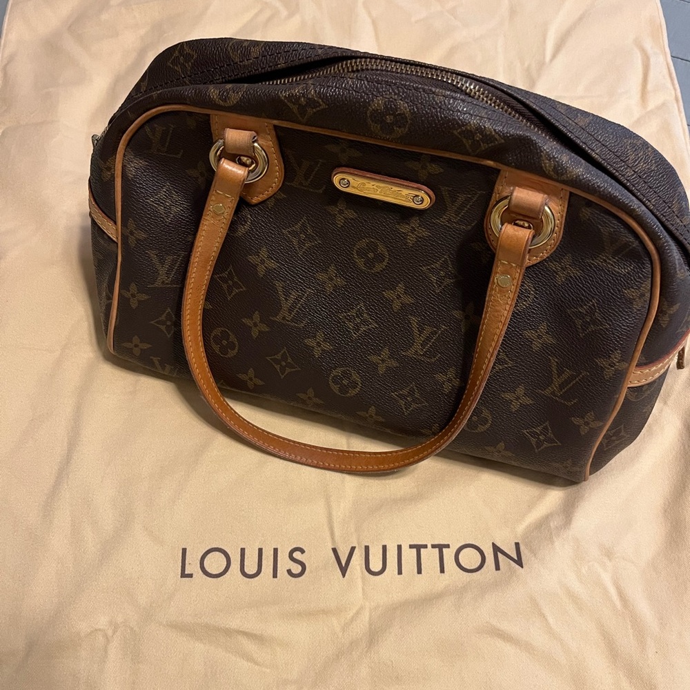 Louis Vuitton shoulder bag